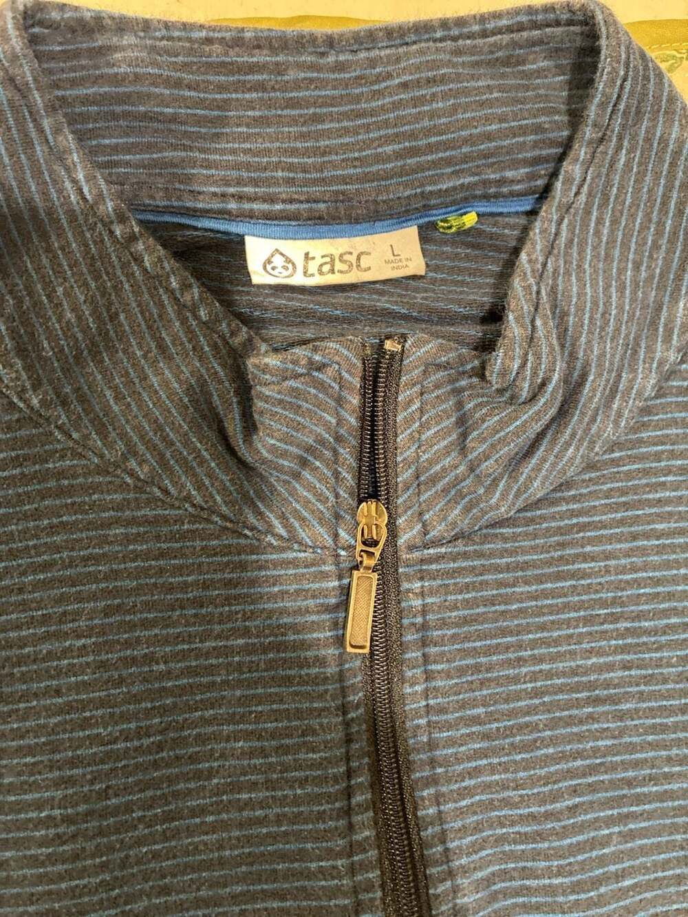 Tasc Performance Quarter-Zip Pullover Mens L Blue Striped Organic cotton